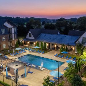 1010-pool.jpg